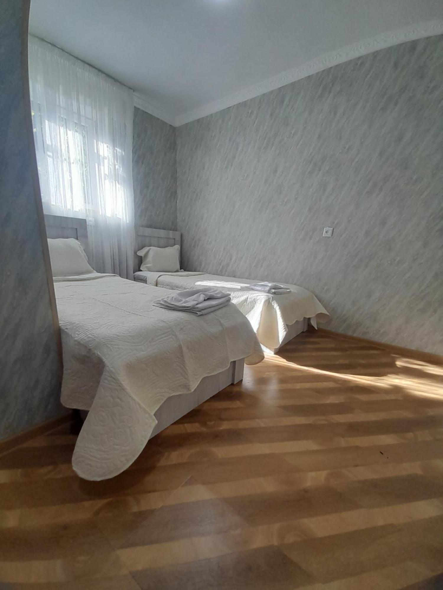 Hotel Lukarabati Akhaltsikhe Kültér fotó